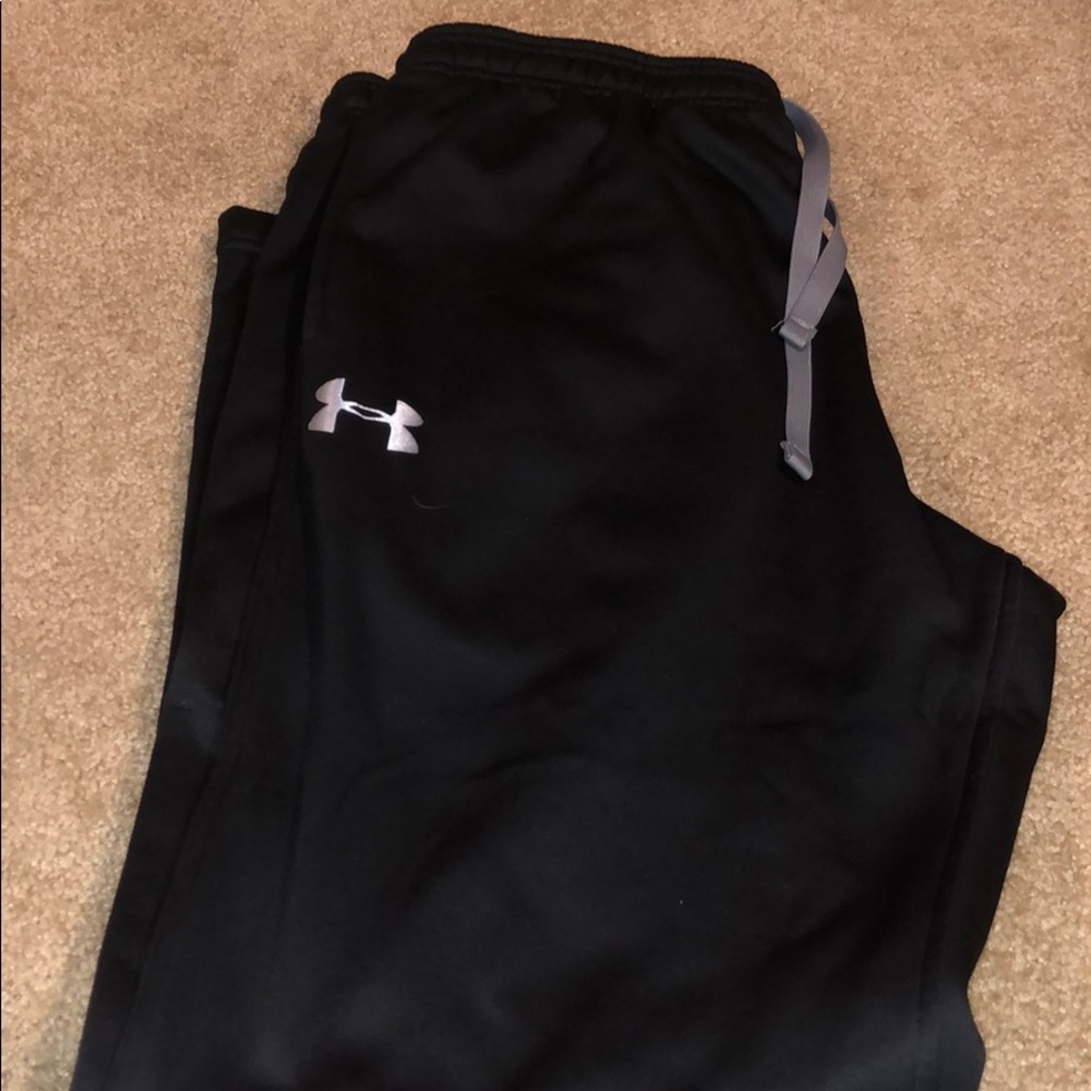 Black Under Armour sweatpants